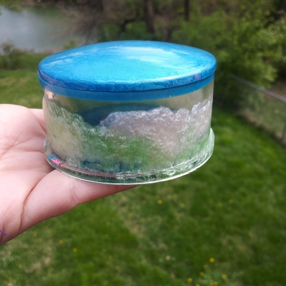 HANDMADE Stash Box Resin Art 420 Cute Gift Round - Picture 8 of 10